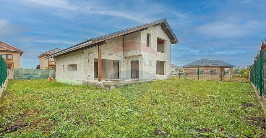 Casa spa?ioasa la gri, 4 camere, 3 bai, teren 500 mp ... - 30