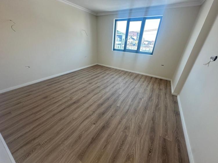 CASA INDIVIDUALA BRAGADIRU, 5 CAMERE, TOATE UTILITATILE, COMISION 0% - 10