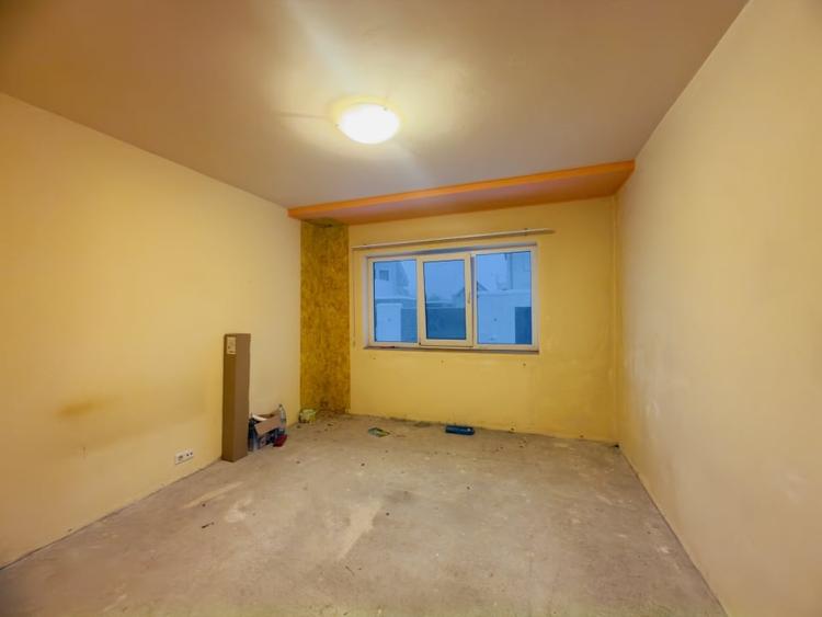 Garsoniera  18mp utili, parter, pozitie excelenta, zona Lipovei - 2