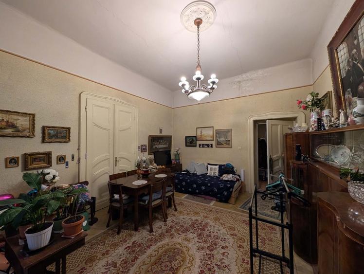 Apartament 3 camere ultra-central – Palatul Löffler, Piața Victoriei, Timișoara - 2