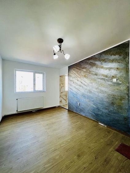 Apartament 3 camere in Tecuci pe 7 Noiembrie Cina Penny Market - 1