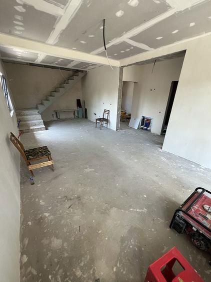 Va propun spre vanzare o casa p+m in constanta localitatea lumina - 6