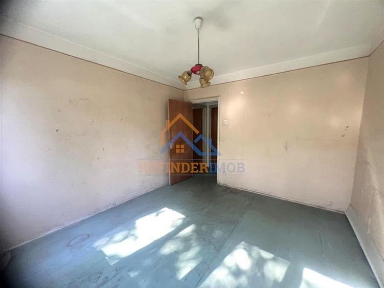 Apartament 2 camere etajul 1 din 4  Metrou Lujerului - Delul Tugulea - 7