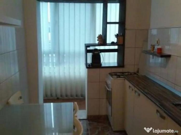 Vand apartament 2 camere decomandat ultracentral Ploie?ti - 1