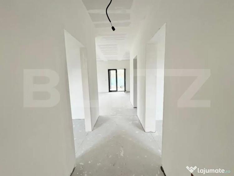 Casa de vanzare , 110 mp , teren 4,5 ari, zona Lazuri - 3