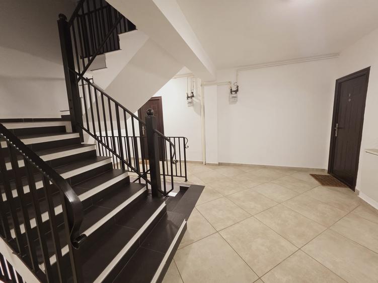 Vand apartament 2 camere bloc nou Codlea cu parcare privata - 10