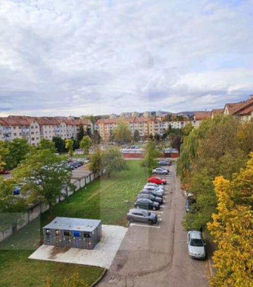 Apartament cu 3 camere, 64 mp, Sfantu Gheorghe str.Nico - 6