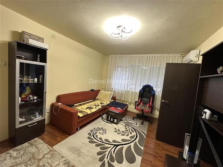 Mobilat si utilat la etajul 2 linga Iulius Mall