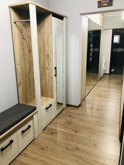 Apartament cu 3 camere, decomandat, zona Nicolina - 13