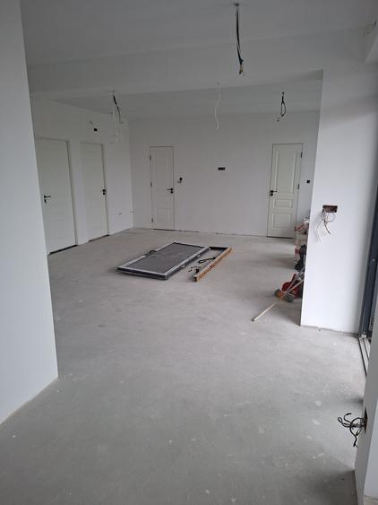 Inchiriez Spatiu Comercial bvd.Nicolae Romanescu - 1