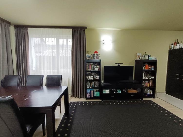 Imobil 3 apartamente, posibilitate spatiu comercial stradal Bdul Grivitei - 6