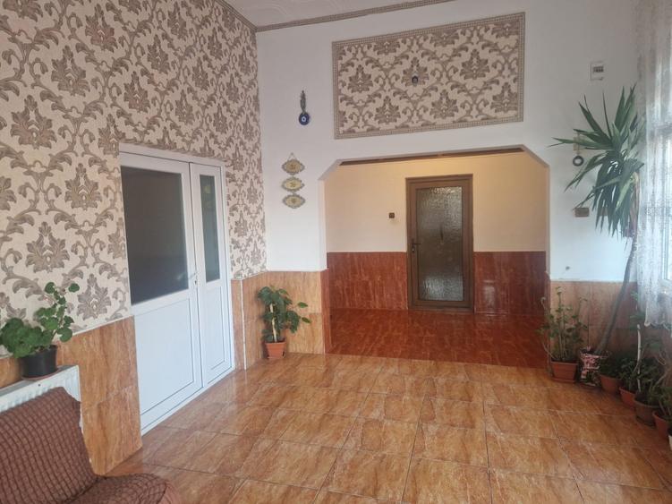 Agentie imobiliara vindem casa la sol in Năvodari - 2