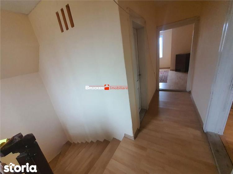 Casa de vanzare - 10