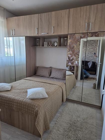 Inchiriez, apartament 2 camere - 6