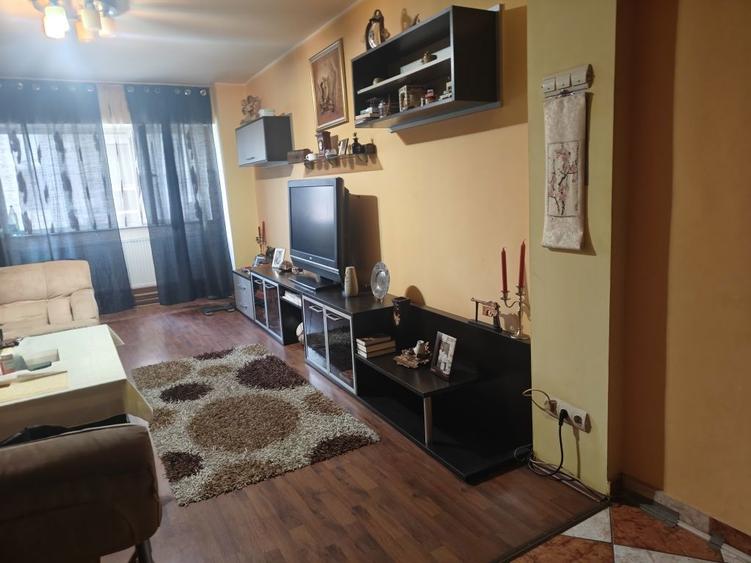 Vand apartament 105 mp.str.Horea - 7