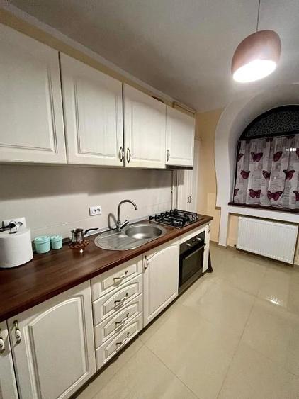 Apartament cu 3 camere decomandat în Ultracentral