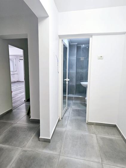 Apartament 3 camere de inchiriat - la parter- SPATIU BIROURI - 9