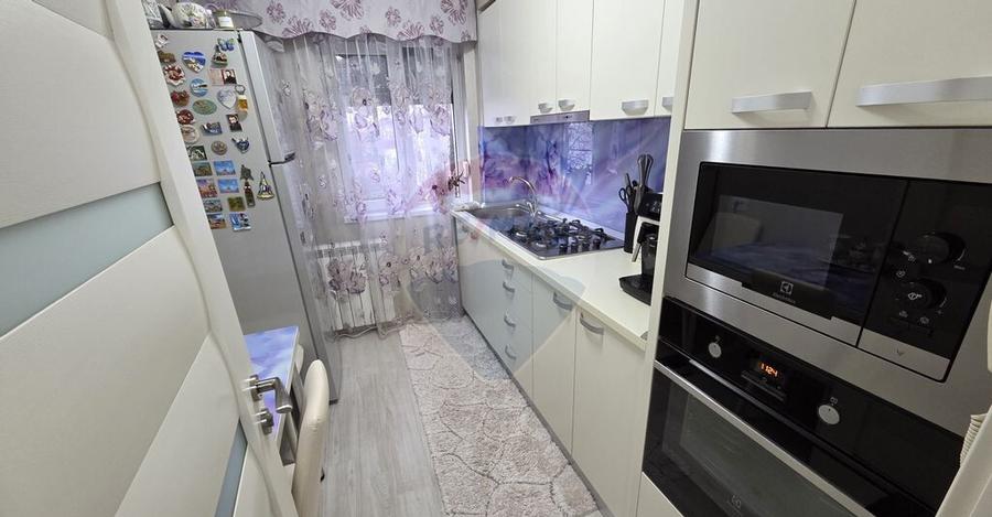Apartament 2 camere Bld. Bucuresti - 13