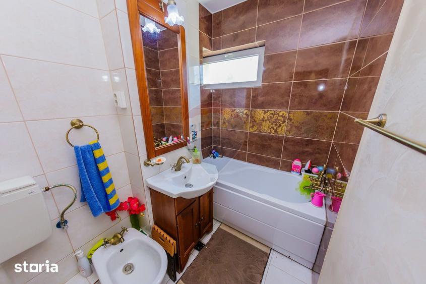 Apartament cu 4 camere în Depozitelor