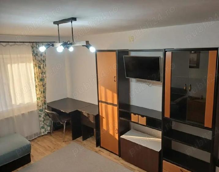 Apartament 3 camere zona foarte buna Scriitorilor doua apartamente pe palier bloc 4 etaje - 5