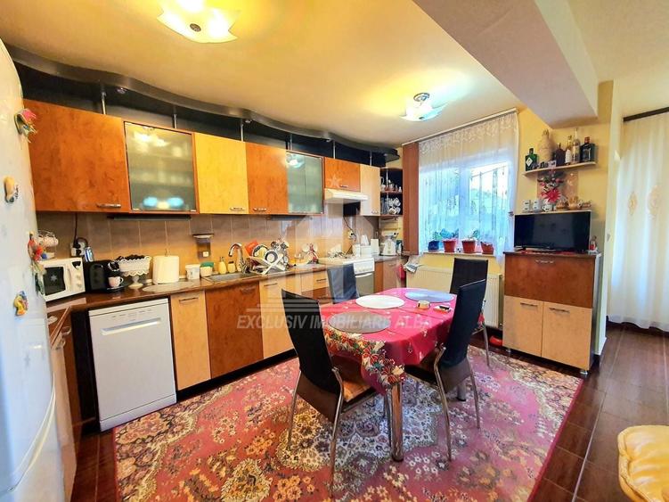 Casa tip duplex | 110 mp | 250 mp teren | Toate utilitatile | Cetate - 3