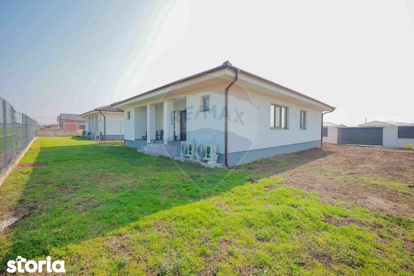 Casa de vanzare cu 3 dormitoare, Livada de Bihor - 1