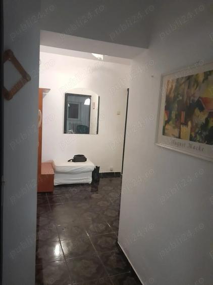 Inchiriez apartament centru - 4