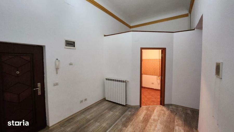 Apartament 2 camere Calea Grivi?ei ,Etaj 1 , Cladire istorica - 2