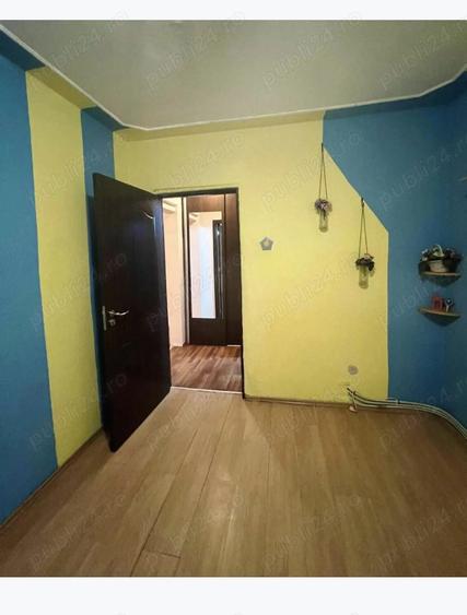 De vanzare apartament cu 2 camere situat la parter (P 4), Urziceni - 8