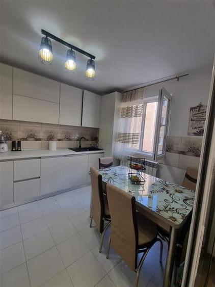 Apartament cu Trei Camere LUX - 5