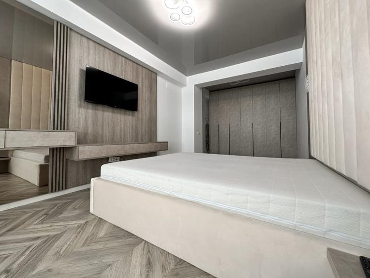 Apartament cu 2 camere decomandat, mobilat în City Park Mall