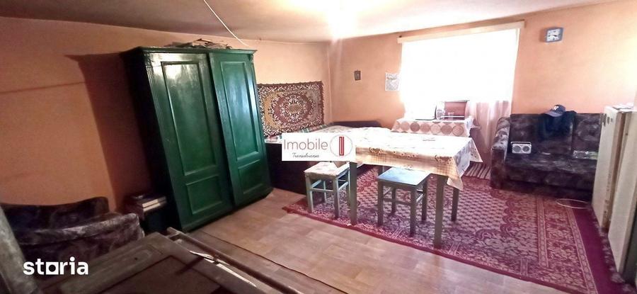 Casă cu 4 camere cu Teren 2608 Mp în Baciu
