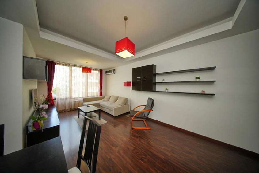 Apartament cu 3 camere decomandat în Herăstrău