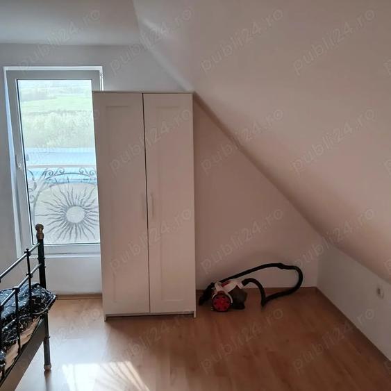 Casă cu 3 camere cu Teren 2200 Mp în Hetiur