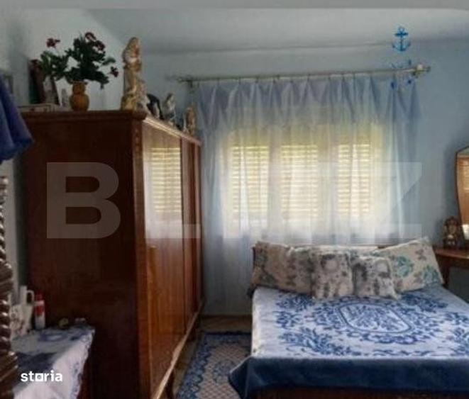 Casă cu 4 camere în Central