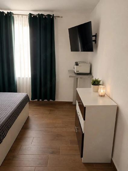 Casă cu 3 camere cu Teren 1000 Mp în Pietriș