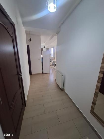 Apartament cu 2 camere semidecomandat în Intim