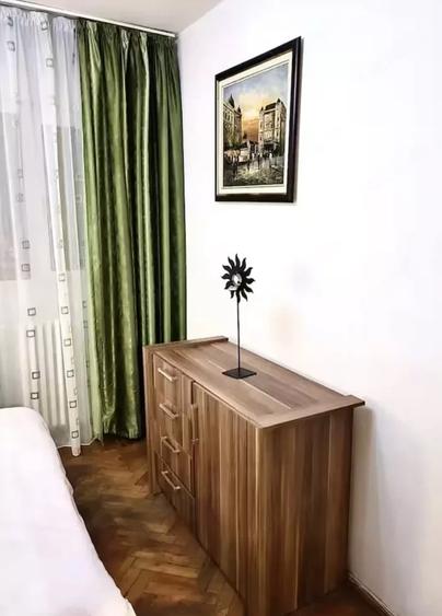 Apartament cu 2 camere semidecomandat, mobilat în Cișmigiu