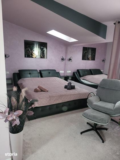 Apartament cu 3 camere, mobilat în Central