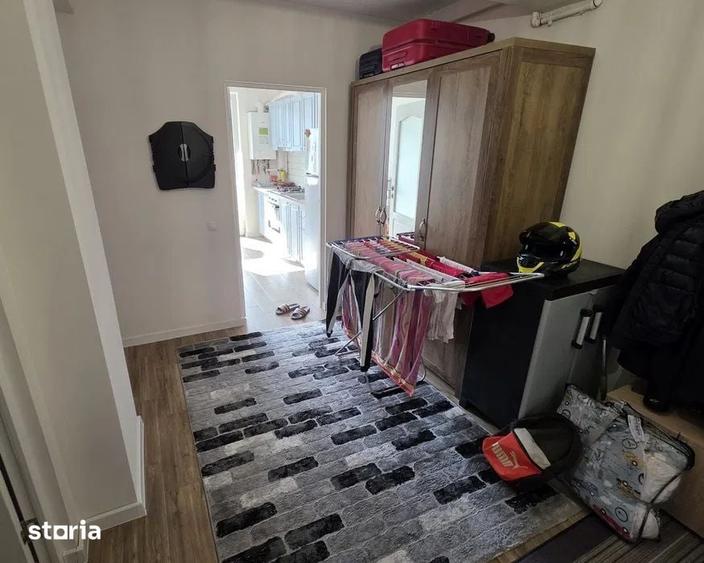 Apartament cu 2 camere semidecomandat în Florești — fotografia 1