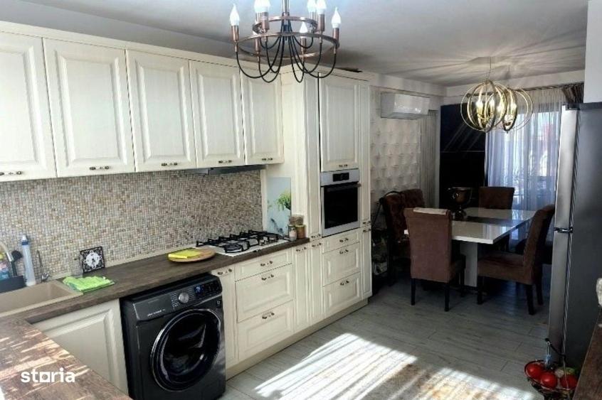 Casă cu 4 camere cu Teren 1000 Mp în Bâlta
