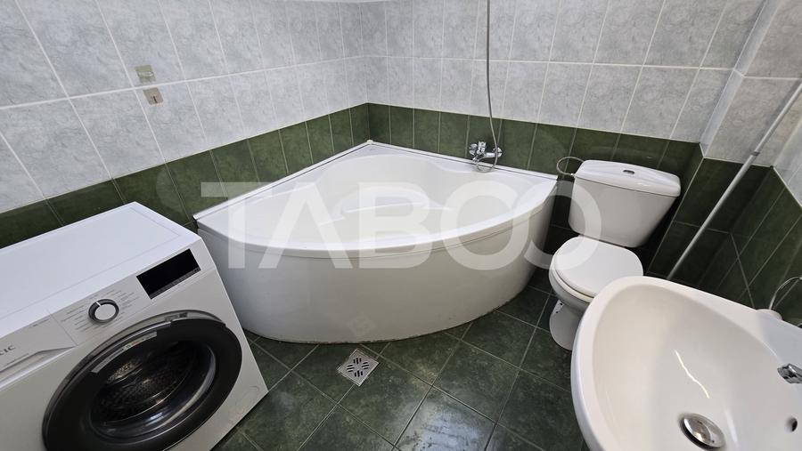 Duplex cu 3 camere cu Canalizare în Șura Mare