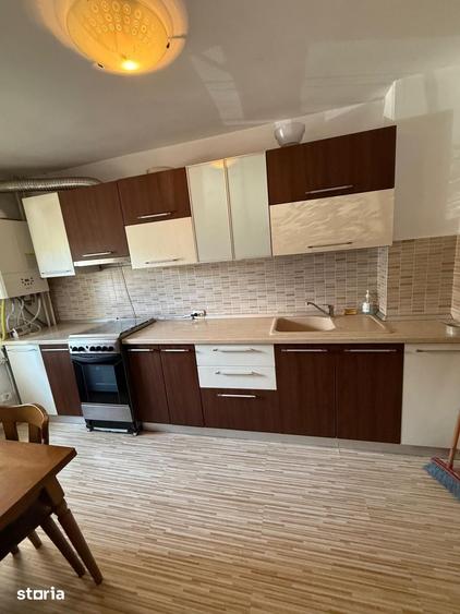 Apartament cu 4 camere decomandat în Obcini