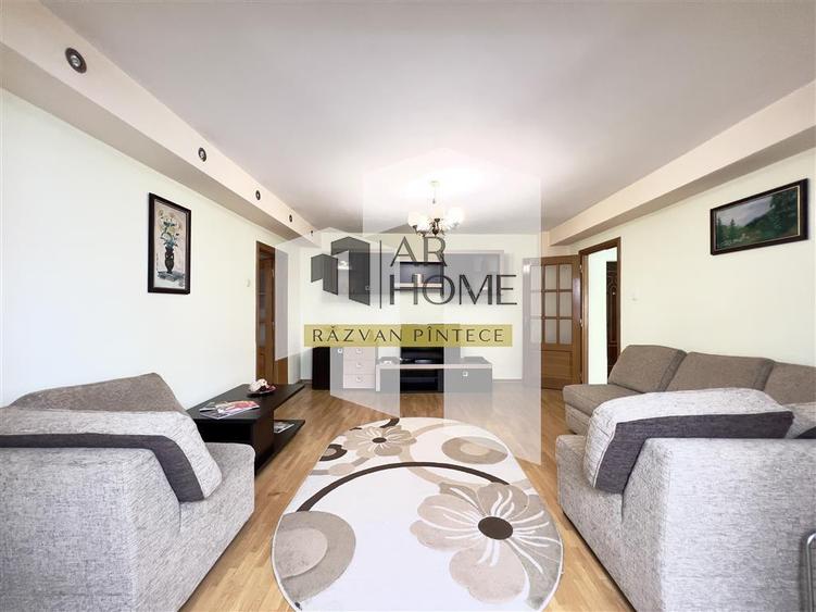 Apartament cu 2 camere semidecomandat, mobilat în Ultracentral