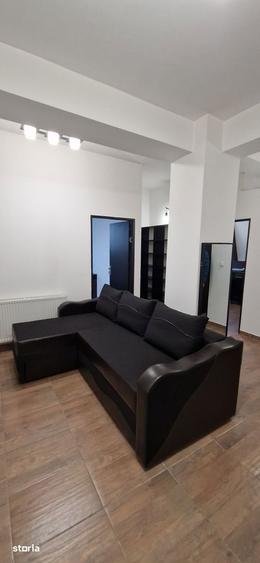Apartament cu 3 camere în Calea București