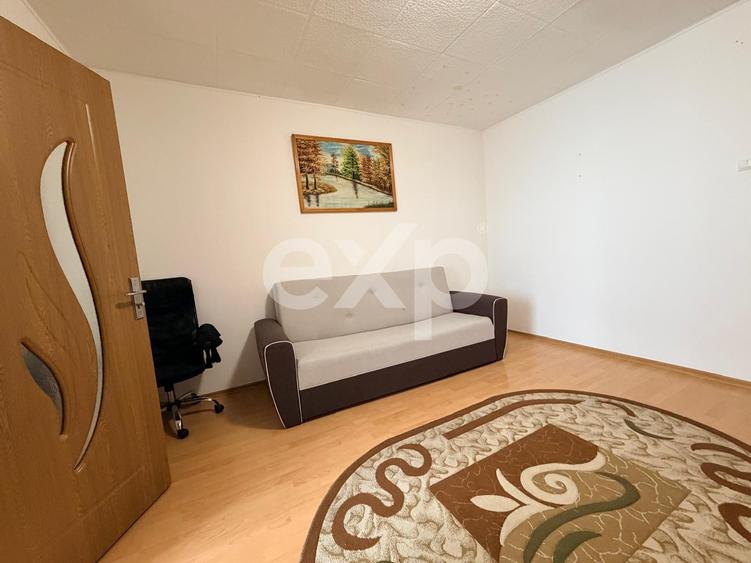 Garsonieră spațioasă de închiriat înTractorul Coresi – 330 Euro/Lună - 2