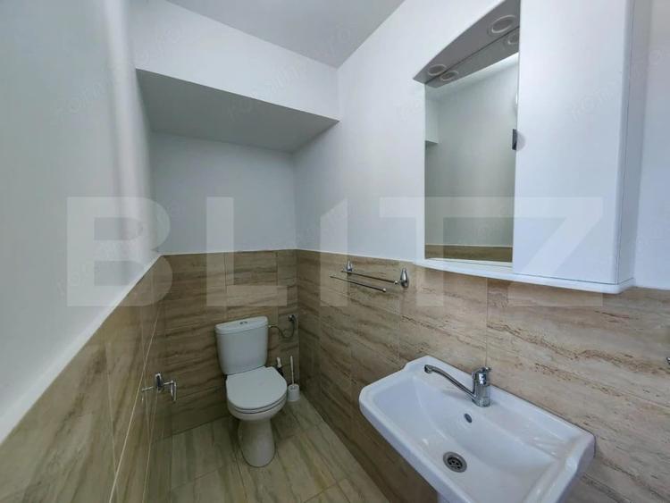 Casă cu 5 camere cu Teren 3000 Mp în Izvoarele (Livezile)