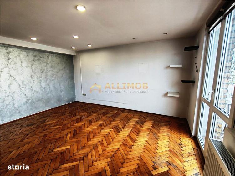 Garsoniera in Ploiesti, zona ultracentrala - 12