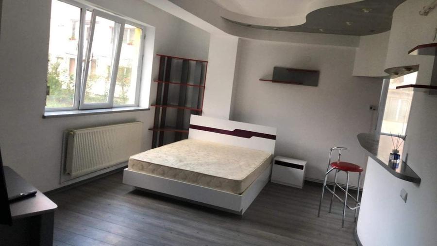 Garsoniera Trivale, bloc nou, mobilata, centrala - 4