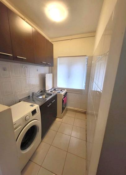 Crangasi, str. Padureni, 3 minute de metrou, in vila - 4